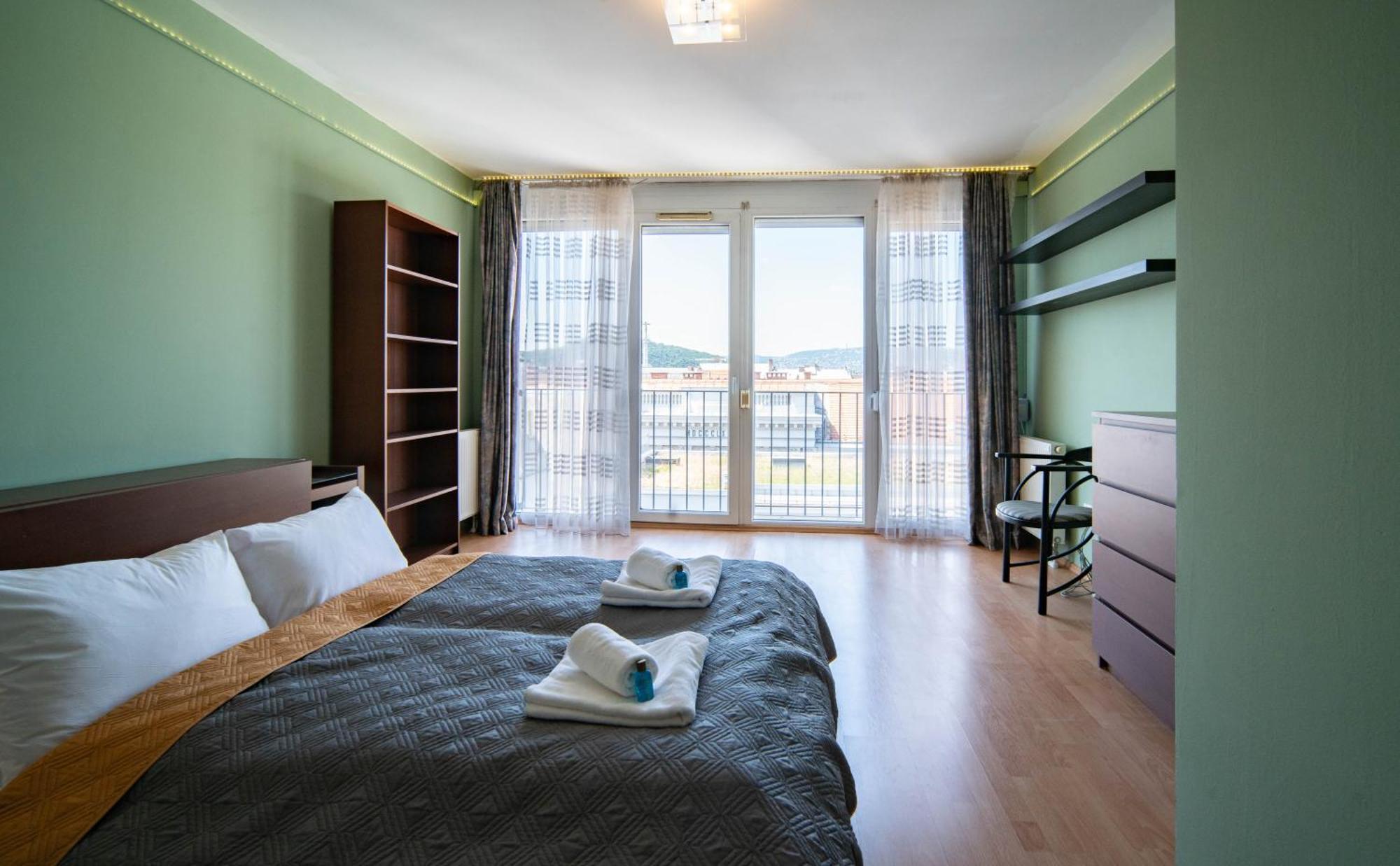 Free Parking- Gellert View Apartment 4Ppl Budapest Eksteriør billede