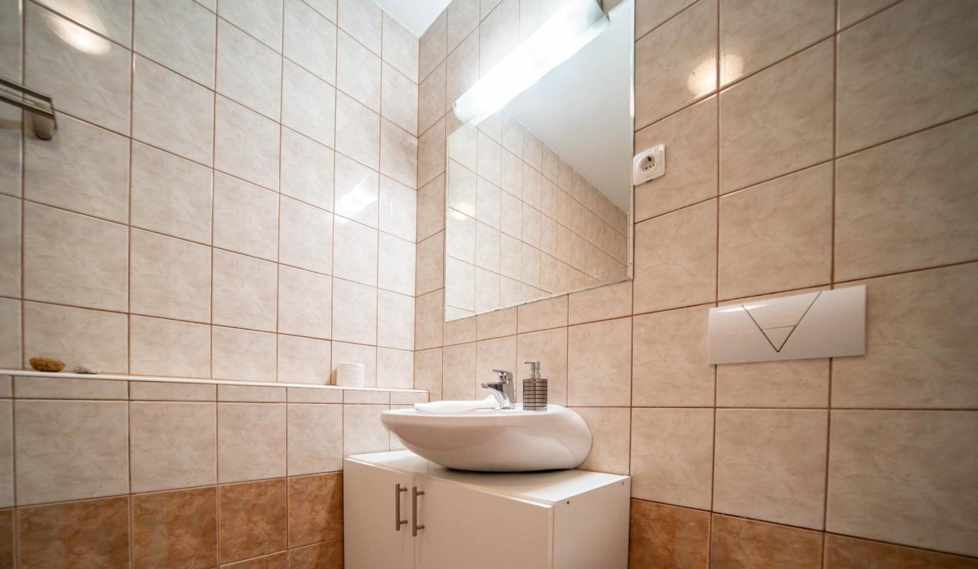 Free Parking- Gellert View Apartment 4Ppl Budapest Eksteriør billede